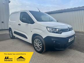 CITROEN BERLINGO 2019 (69) at Iver Van Sales Iver