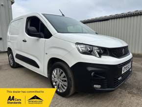 PEUGEOT PARTNER 2019 (19) at Iver Van Sales Iver