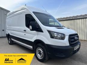 FORD TRANSIT 2020 (70) at Iver Van Sales Iver
