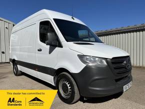 MERCEDES-BENZ SPRINTER 2020 (70) at Iver Van Sales Iver