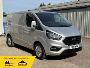 FORD TRANSIT CUSTOM 2019 (19) at Iver Van Sales Iver
