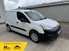 CITROEN BERLINGO 2017 (17) at Iver Van Sales Iver