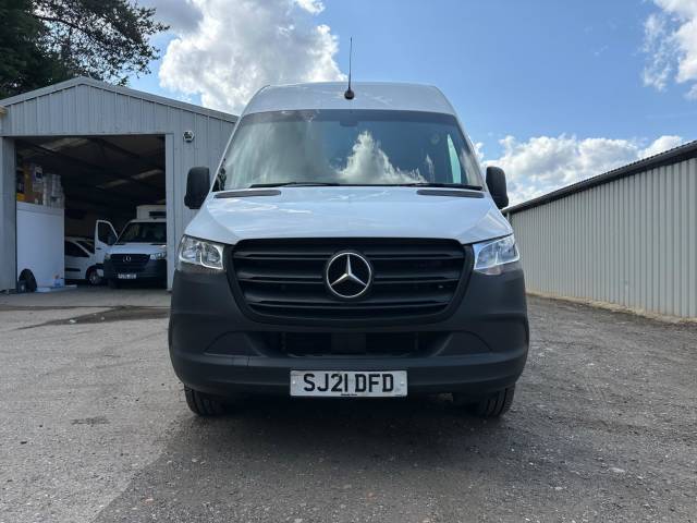 2021 Mercedes-Benz Sprinter 2.0 315 CDI Progressive RWD L3 H2 Euro 6 (s/s) 5dr