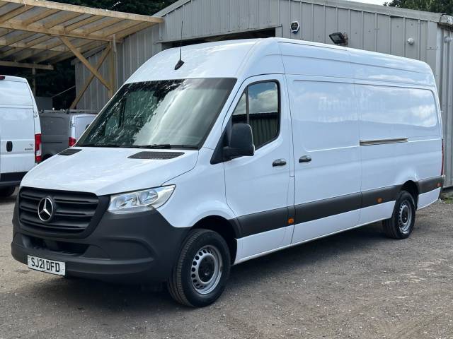 2021 Mercedes-Benz Sprinter 2.0 315 CDI Progressive RWD L3 H2 Euro 6 (s/s) 5dr