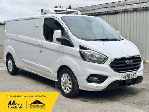 FORD TRANSIT CUSTOM 2020 (70) at Iver Van Sales Iver