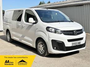 VAUXHALL VIVARO 2019 (69) at Iver Van Sales Iver