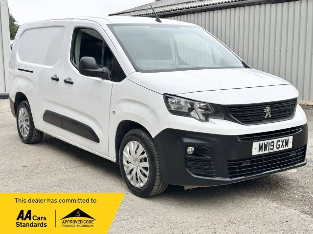 Peugeot Partner 1.6 BlueHDi 950 Professional Long Panel Van LWB Euro 6 (s/s) 6dr Panel Van Diesel White