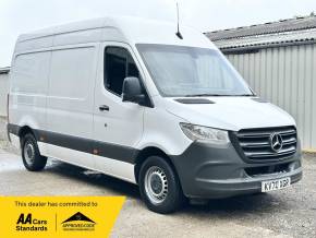 MERCEDES-BENZ SPRINTER 2021 (70) at Iver Van Sales Iver