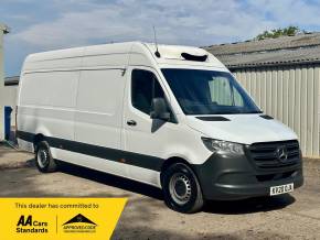 MERCEDES-BENZ SPRINTER 2020 (20) at Iver Van Sales Iver