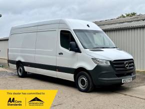 MERCEDES-BENZ SPRINTER 2023 (23) at Iver Van Sales Iver