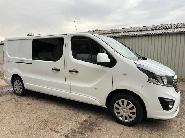 2018 Vauxhall Vivaro 1.6 CDTi 2900 BiTurbo ecoTEC Sportive Crew Van L2 H1 Euro 6 (s/s) 5dr (6 Seat)