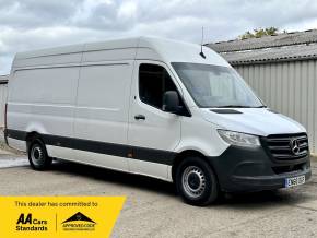 MERCEDES-BENZ SPRINTER 2018 (68) at Iver Van Sales Iver