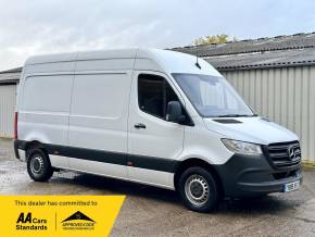 MERCEDES-BENZ SPRINTER 2019 (19) at Iver Van Sales Iver