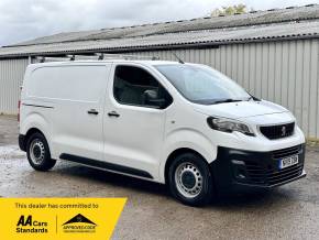 PEUGEOT EXPERT 2019 (19) at Iver Van Sales Iver