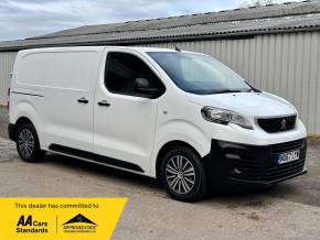 PEUGEOT EXPERT 2017 (67) at Iver Van Sales Iver