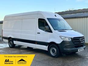 MERCEDES-BENZ SPRINTER 2021 (71) at Iver Van Sales Iver