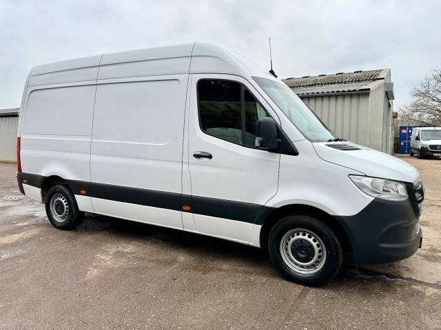 2022 Mercedes-Benz Sprinter 2.0 315 CDI Progressive RWD L2 H2 Euro 6 (s/s) 5dr