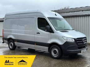 MERCEDES BENZ SPRINTER at Iver Van Sales Iver
