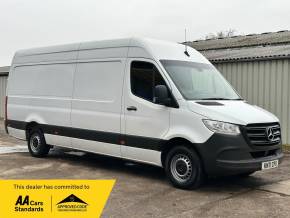 MERCEDES BENZ SPRINTER at Iver Van Sales Iver