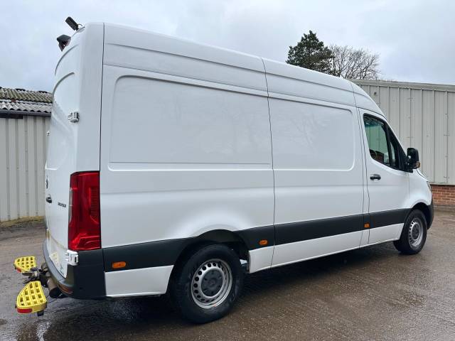 2022 Mercedes-Benz Sprinter 2.0 315 CDI Progressive RWD L2 H2 Euro 6 (s/s) 5dr