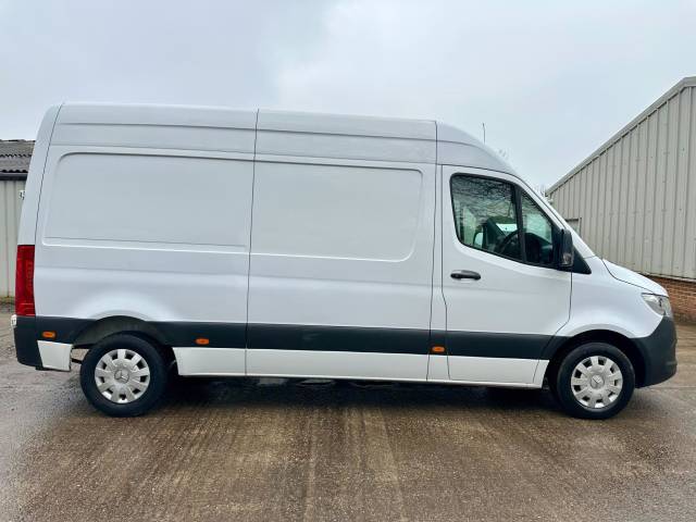 2021 Mercedes-Benz Sprinter 2.1 314 CDI Premium FWD L2 H2 Euro 6 (s/s) 5dr