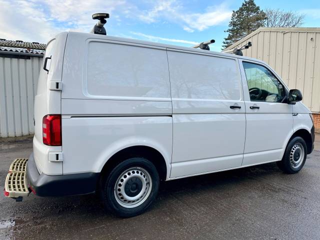 2018 Volkswagen Transporter 2.0 TDI T32 Startline DSG FWD SWB Euro 6 (s/s) 5dr