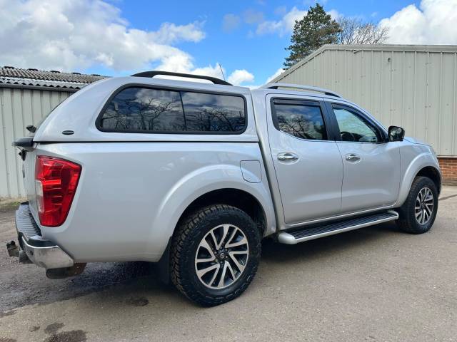 2018 Nissan Navara 2.3 dCi Tekna Auto 4WD Euro 6 4dr