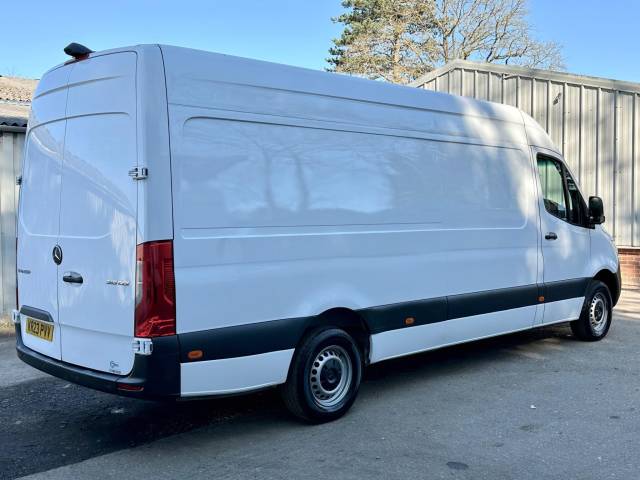 2023 Mercedes-Benz Sprinter 2.0 315 CDI Progressive RWD L3 H2 Euro 6 (s/s) 5dr