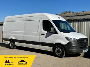 MERCEDES BENZ SPRINTER at Iver Van Sales Iver