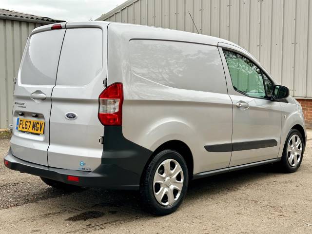 2017 Ford Transit Courier 1.5 TDCi Trend L1 Euro 6 5dr