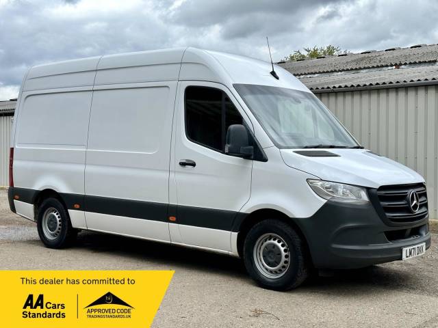 Mercedes-Benz Sprinter 2.0 315 CDI Progressive RWD L2 H2 Euro 6 (s/s) 5dr Panel Van Diesel White