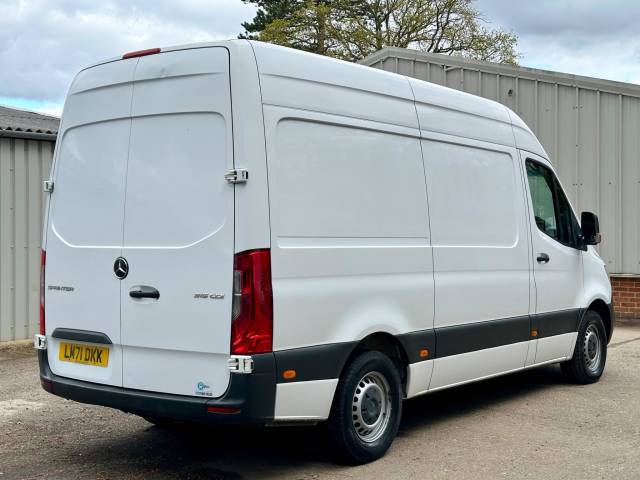 2021 Mercedes-Benz Sprinter 2.0 315 CDI Progressive RWD L2 H2 Euro 6 (s/s) 5dr