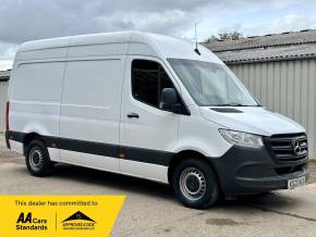 MERCEDES BENZ SPRINTER at Iver Van Sales Iver