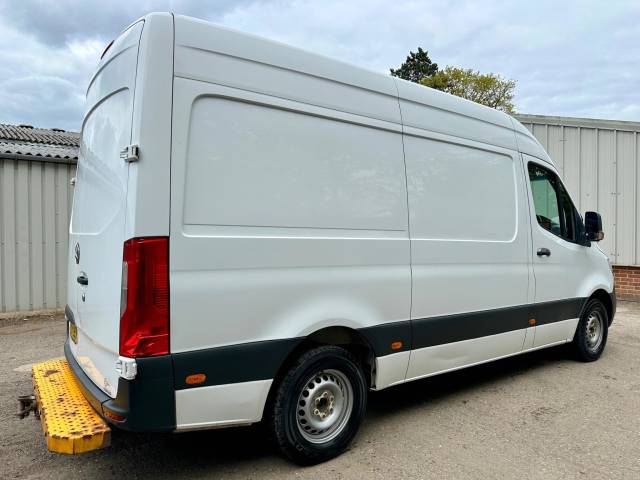 2018 Mercedes-Benz Sprinter 2.1 314 CDI RWD L2 H2 Euro 6 5dr