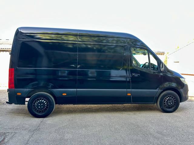 2021 Mercedes-Benz eSprinter 55kWh Progressive Auto FWD L2 H2 5dr 20kW Charger