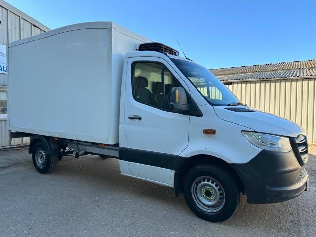 2020 Mercedes-Benz Sprinter 2.0 315 CDI Progressive Chassis Cab 2dr Diesel G-Tronic RWD L2 Euro 6 (s/s) (150 ps)