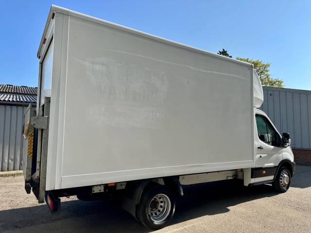 2020 Ford Transit 2.0 350 EcoBlue HD Leader Chassis Cab 2dr Diesel Manual RWD L4 Euro 6 (s/s) (DRW) (130 ps)