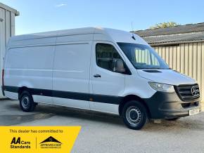 MERCEDES BENZ SPRINTER at Iver Van Sales Iver