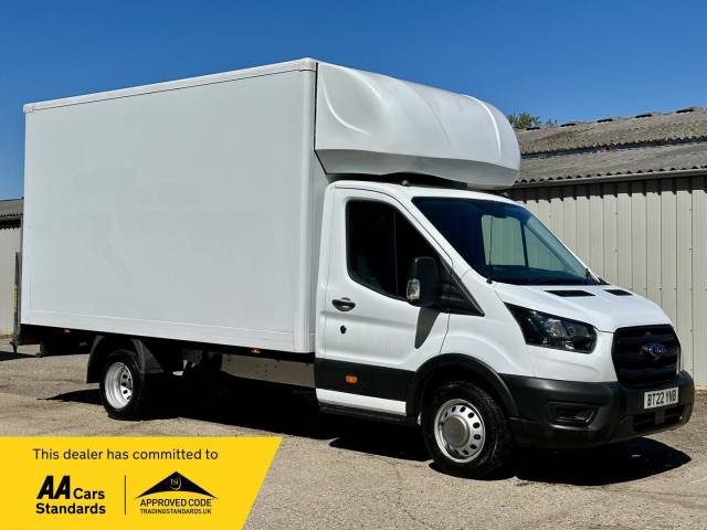 Ford Transit 2.0 350 EcoBlue HD Leader RWD L4 Euro 6 (s/s) 2dr (DRW) Luton Diesel White