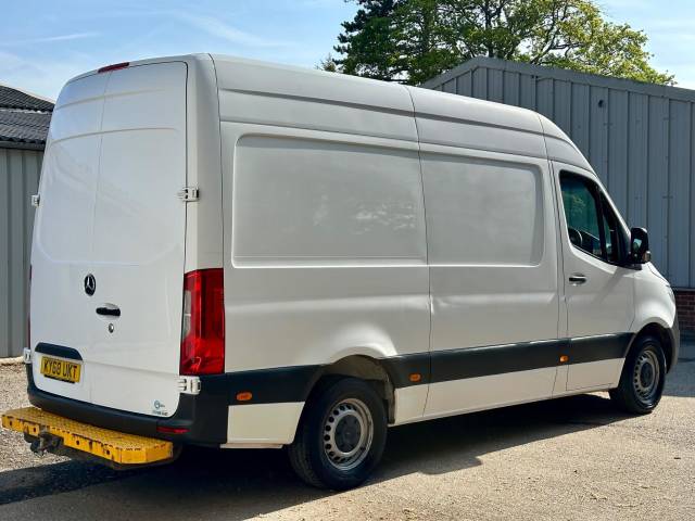 2018 Mercedes-Benz Sprinter 2.1 314 CDI RWD L2 H2 Euro 6 5dr