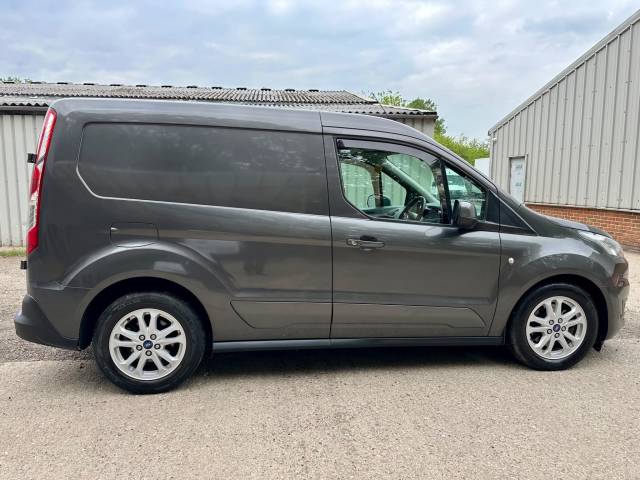 2019 Ford Transit Connect 1.5 200 EcoBlue Limited Auto L1 Euro 6 (s/s) 5dr