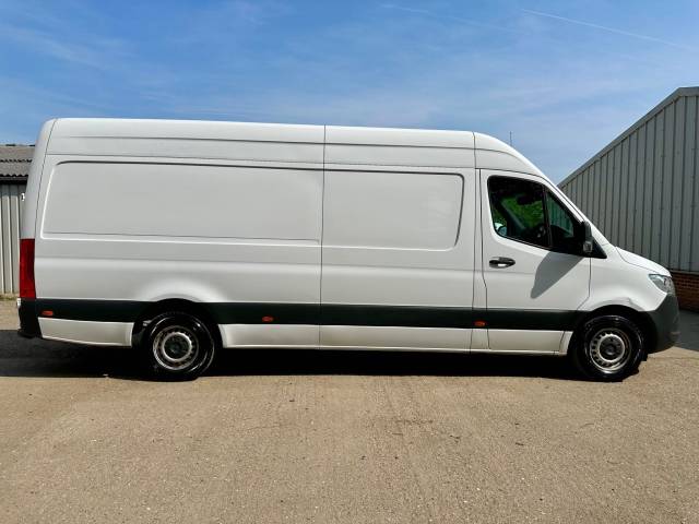 2020 Mercedes-Benz Sprinter 2.1 316 CDI RWD L3 H2 Euro 6 5dr