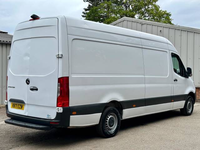 2021 Mercedes-Benz Sprinter 2.0 315 CDI Progressive RWD L3 H2 Euro 6 (s/s) 5dr