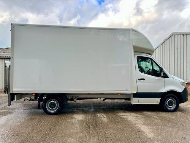 2022 Mercedes-Benz Sprinter 2.0 315 CDI Progressive RWD L3 Euro 6 (s/s) 2dr