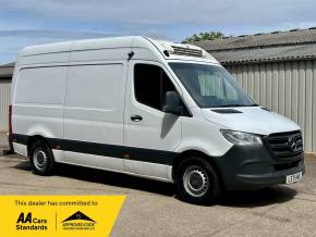 MERCEDES BENZ SPRINTER at Iver Van Sales Iver