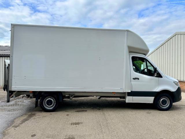 2022 Mercedes-Benz Sprinter 2.0 315 CDI Progressive RWD L3 Euro 6 (s/s) 2dr