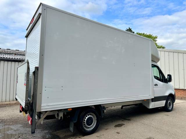 2022 Mercedes-Benz Sprinter 2.0 315 CDI Progressive RWD L3 Euro 6 (s/s) 2dr