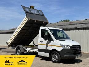 MERCEDES BENZ SPRINTER at Iver Van Sales Iver