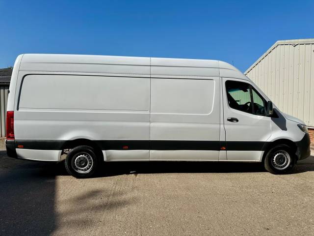 2021 Mercedes-Benz Sprinter 2.0 315 CDI Progressive RWD L3 H2 Euro 6 (s/s) 5dr