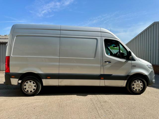 2021 Mercedes-Benz eSprinter 55kWh Progressive Auto FWD L2 H2 5dr 20kW Charger